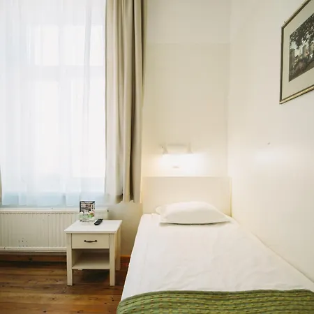 Hotel Economy