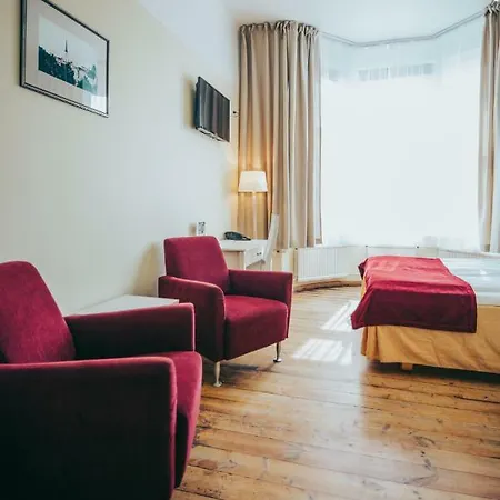 فندق إيكونومي 3*