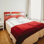 Economy 3*
